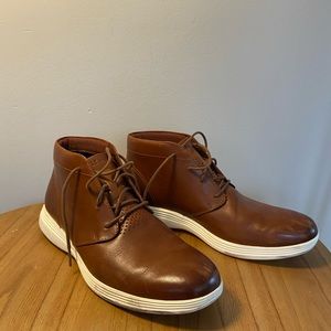 COLE HAAN
Men's Grand Tour Chukka Boot